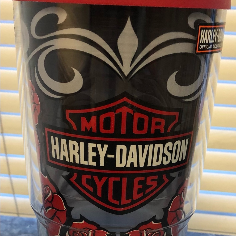 Harley Davidson thermal timber with lid.
